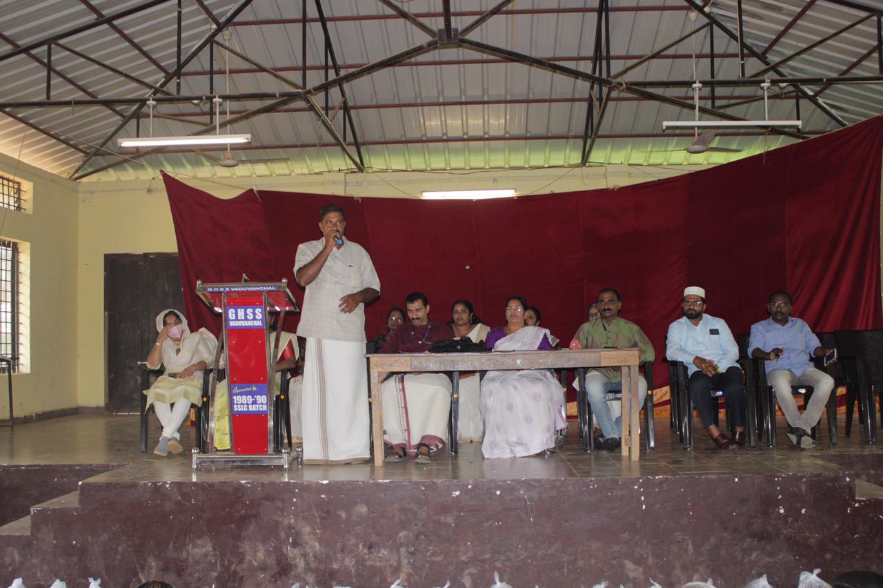 ഓണക്കൈനീട്ടം images - GHSS Vaduvanchal